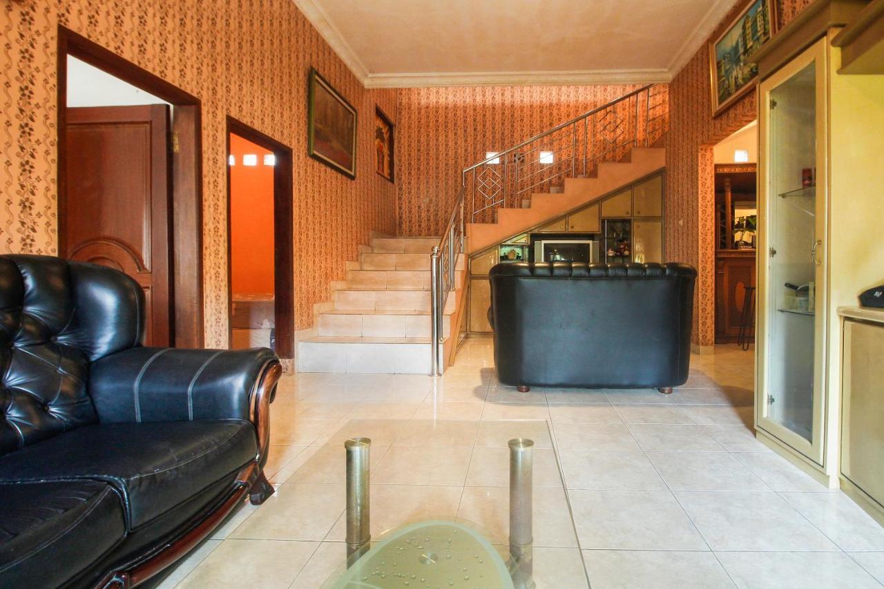 Spot On 91620 Skypiea Guest House Tasikmalaya Zewnętrze zdjęcie