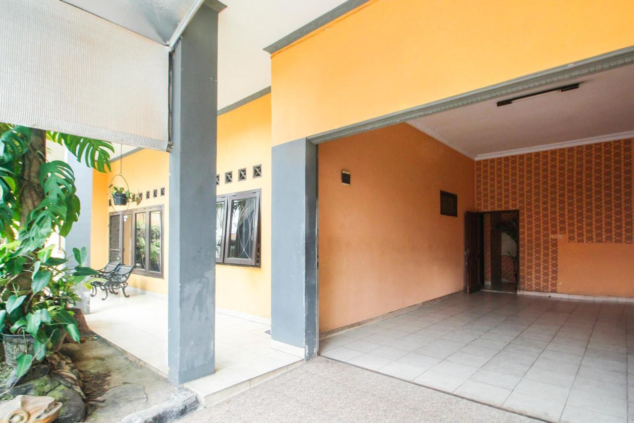 Spot On 91620 Skypiea Guest House Tasikmalaya Zewnętrze zdjęcie