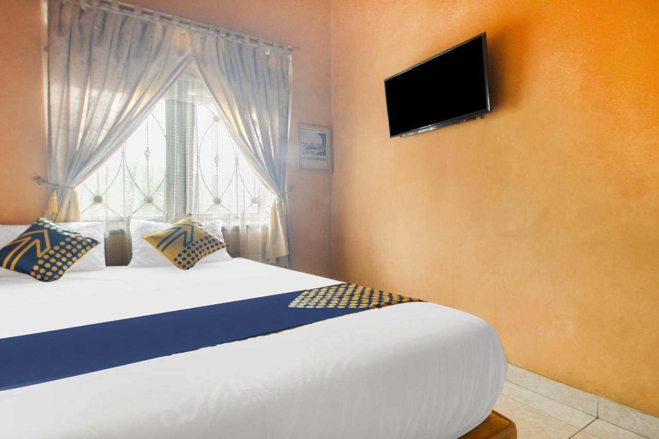 Spot On 91620 Skypiea Guest House Tasikmalaya Zewnętrze zdjęcie