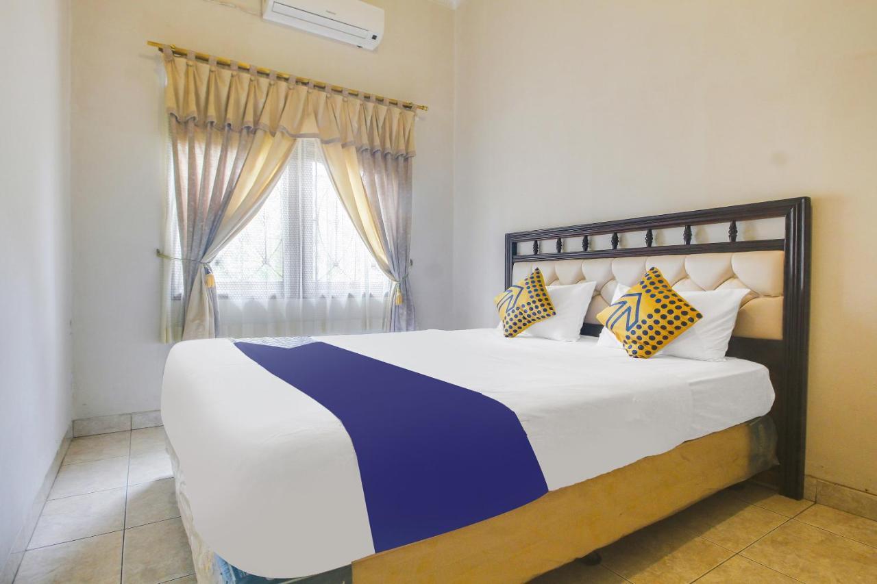Spot On 91620 Skypiea Guest House Tasikmalaya Zewnętrze zdjęcie