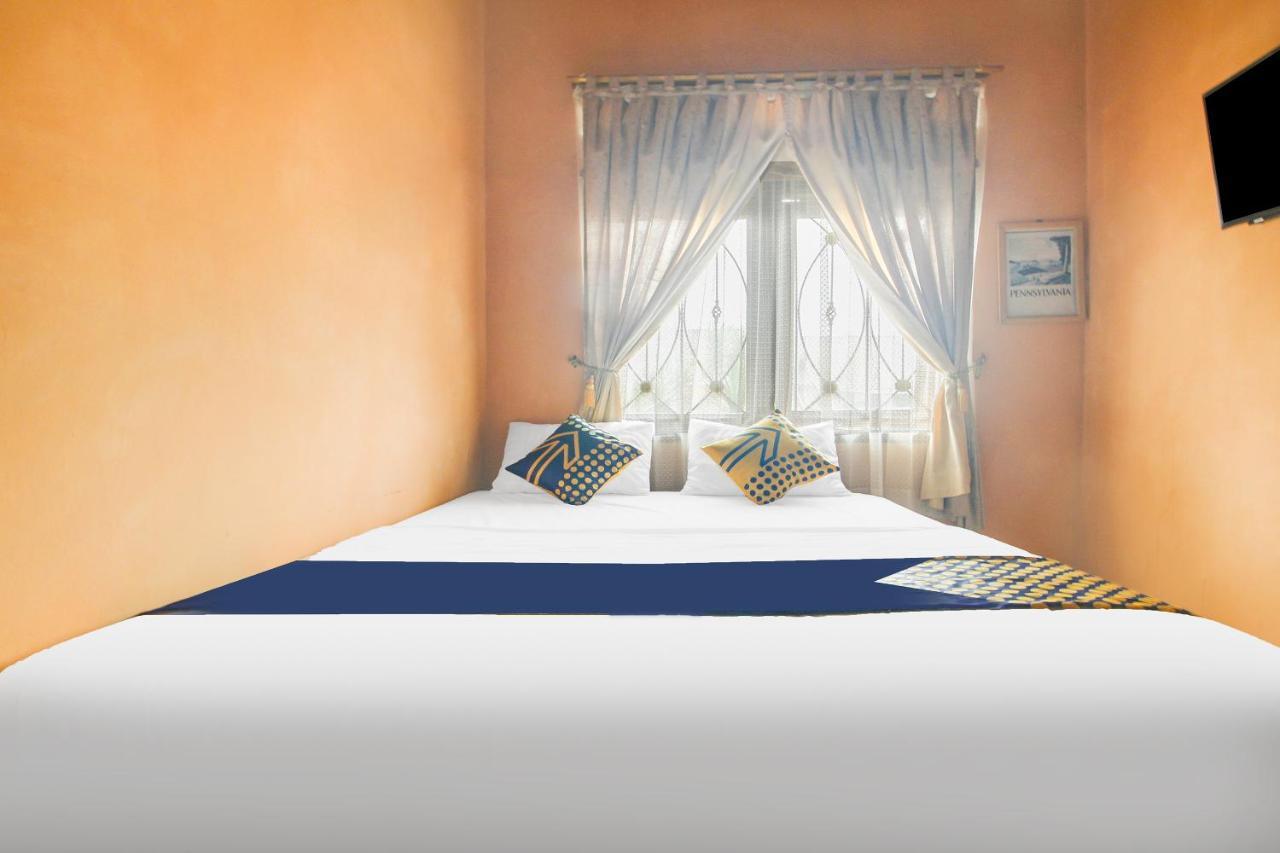 Spot On 91620 Skypiea Guest House Tasikmalaya Zewnętrze zdjęcie